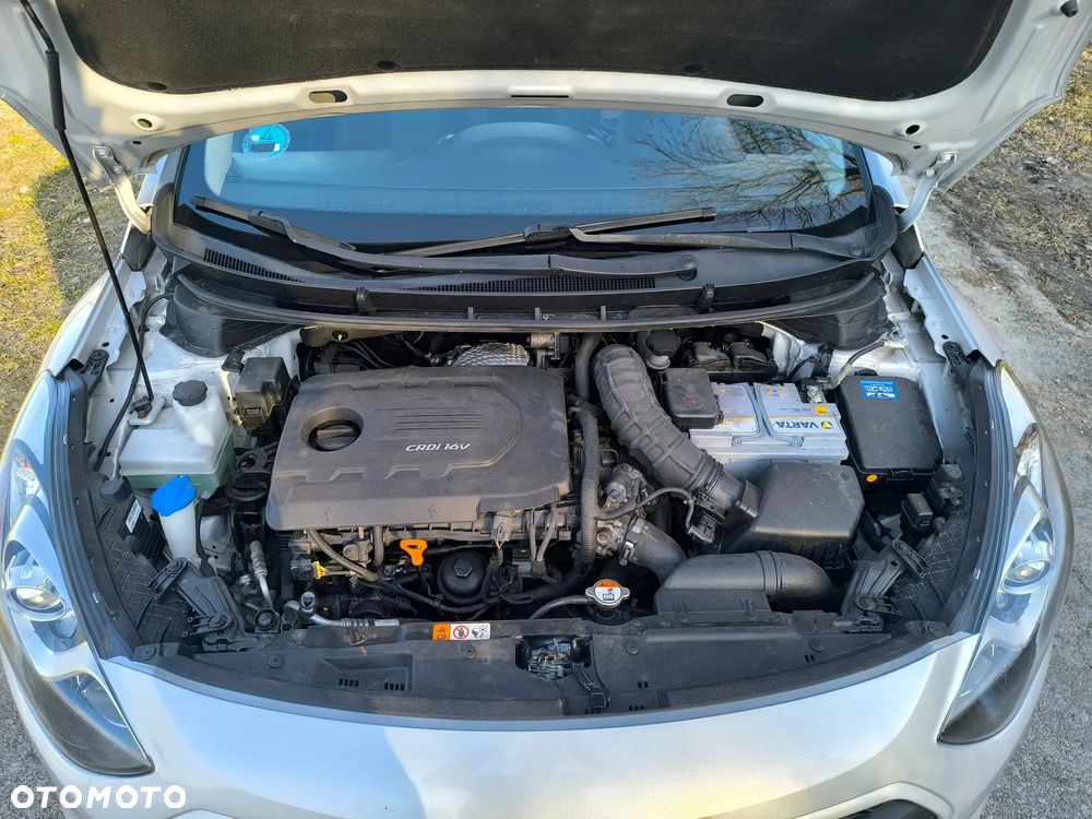 Hyundai i30 1.6 CRDI Trend - 10