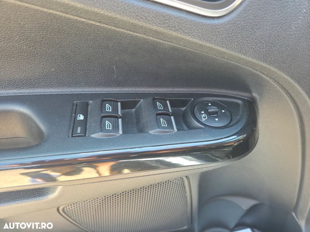 Ford B-Max 1.5 TDCi DPF Colorline - 14