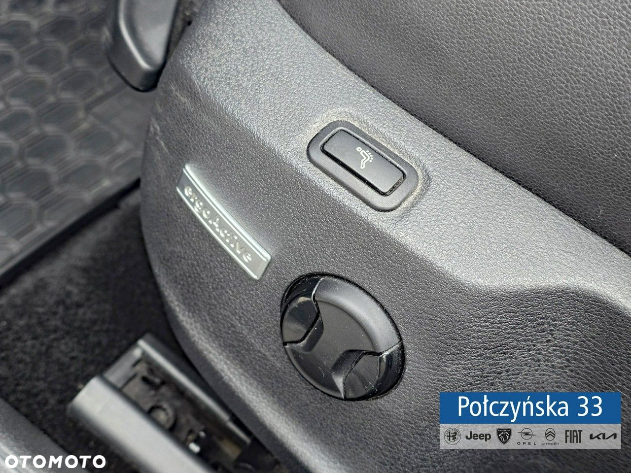 Volkswagen Golf - 11