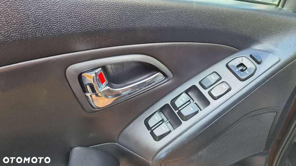 Hyundai ix35 2.0 Premium 2WD - 17