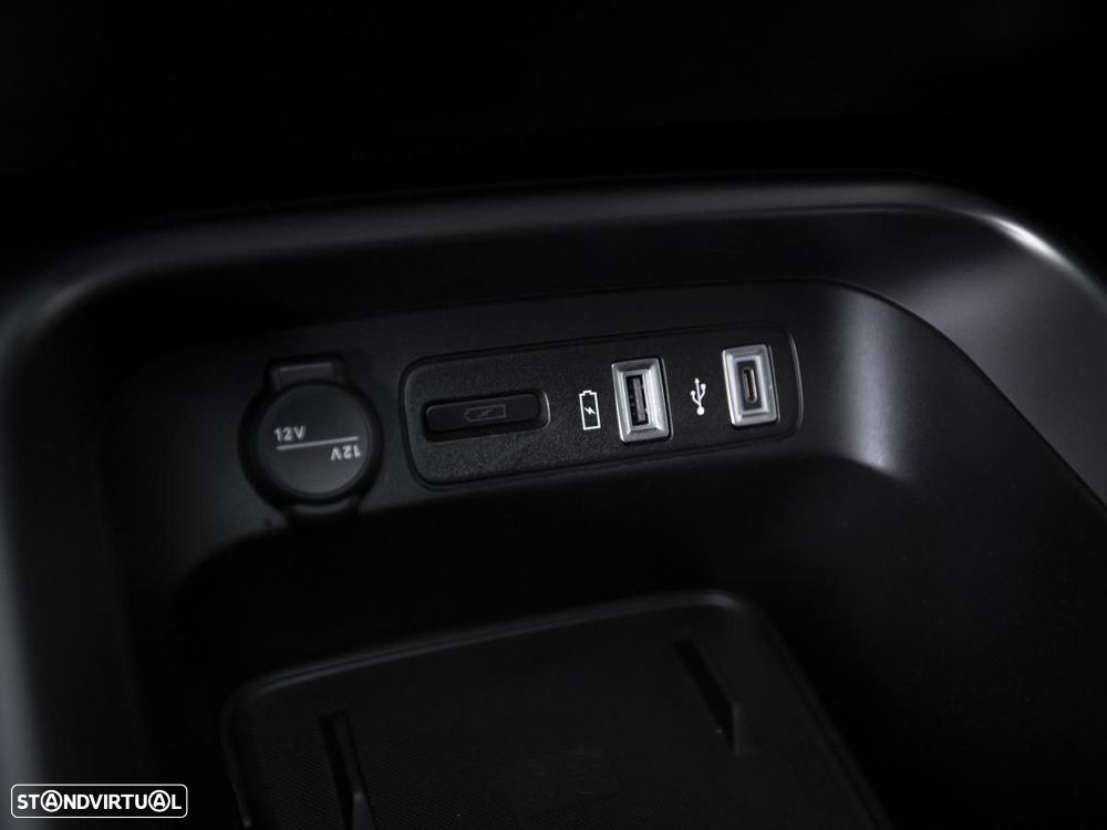 Jeep Avenger 1.2 GSE T3 Turbo-Benzin GDI Altitude - 32