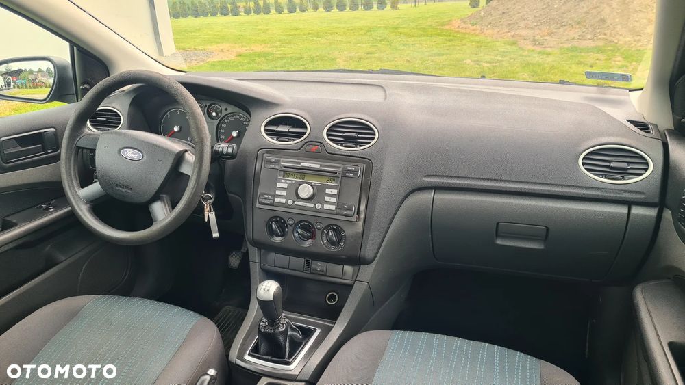 Ford Focus 1.6 TDCi Ambiente - 8