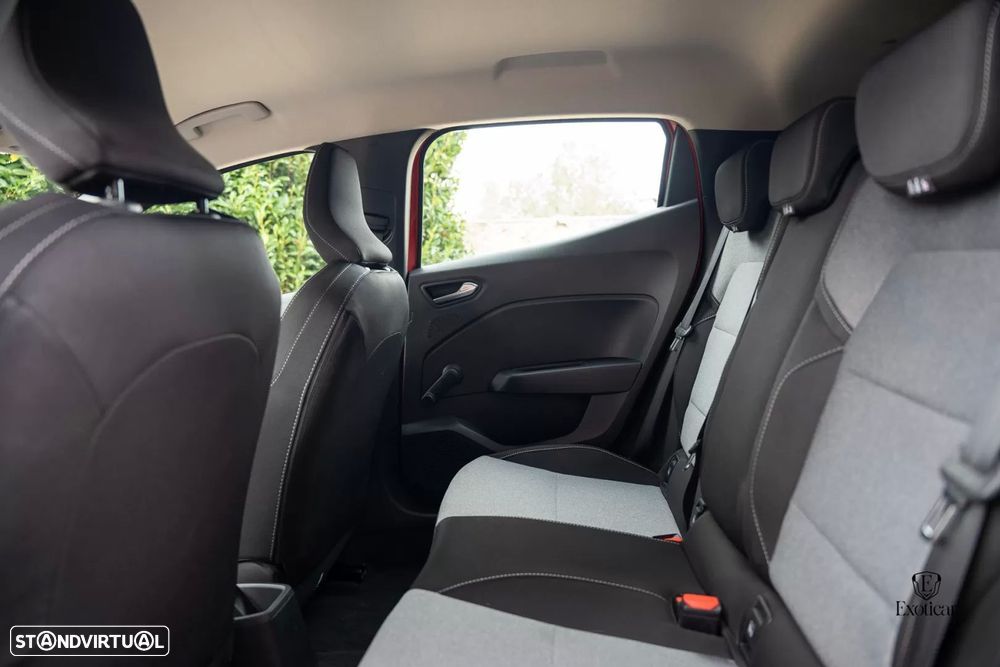 Renault Clio 1.0 TCe Techno - 19