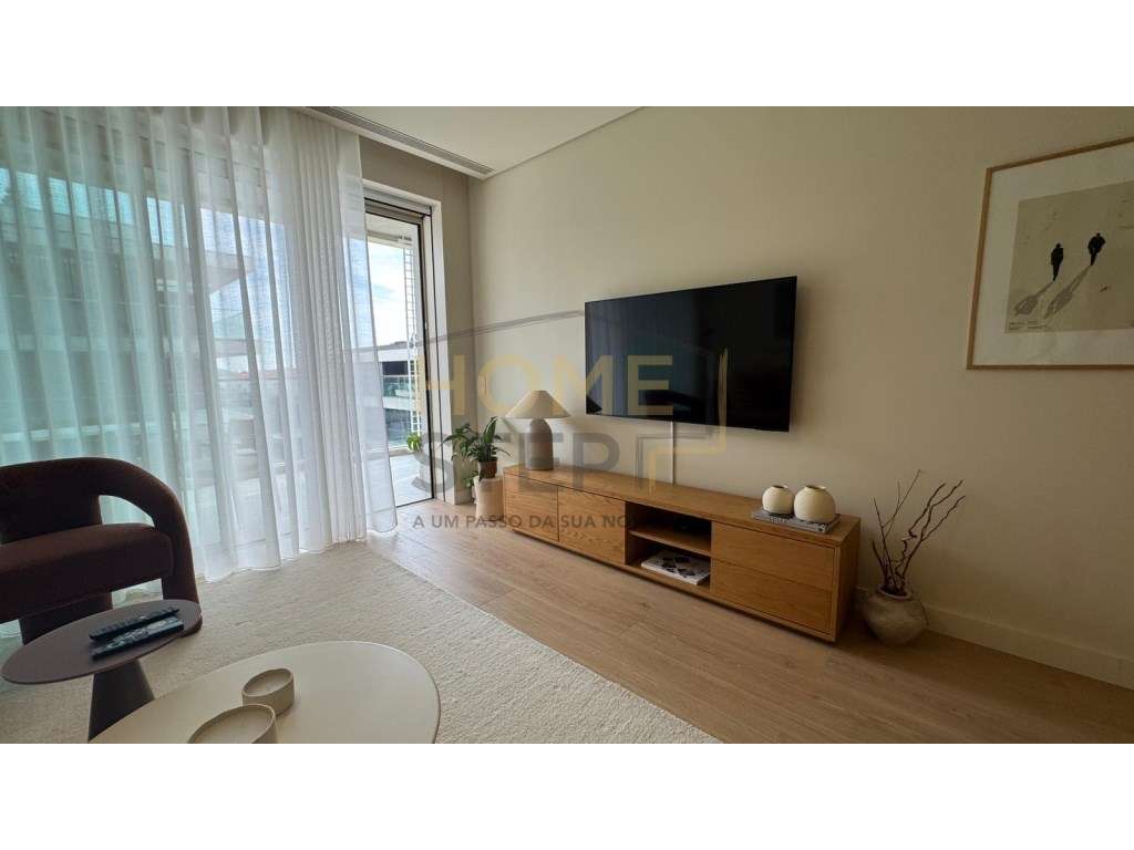 Apartamento T1 mobilado para arrendamento, Praia de Canide Norte - Grande imagem: 3/16