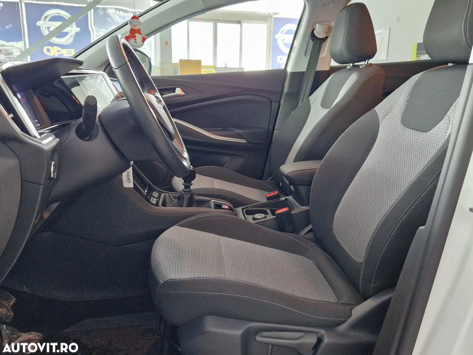 Opel Grandland X 1.2 Turbo START/STOP Business Edition - 8