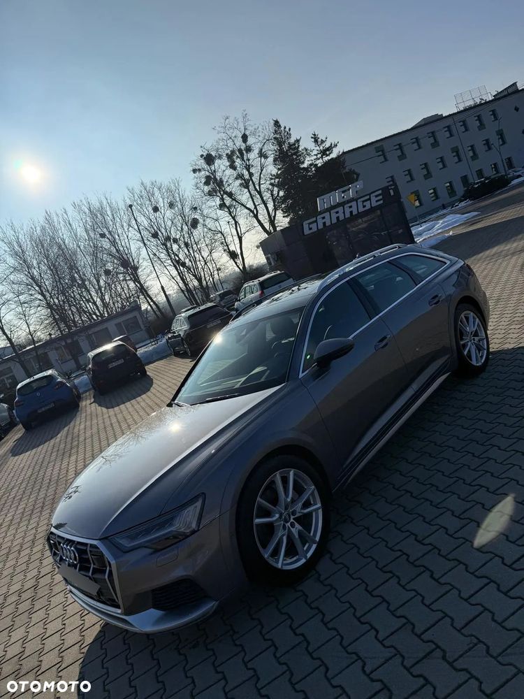 Audi A6 Allroad - 16