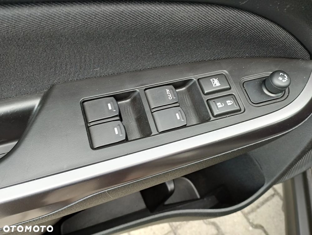 Suzuki Vitara 1.4 Boosterjet mHEV Premium Plus 2WD - 19