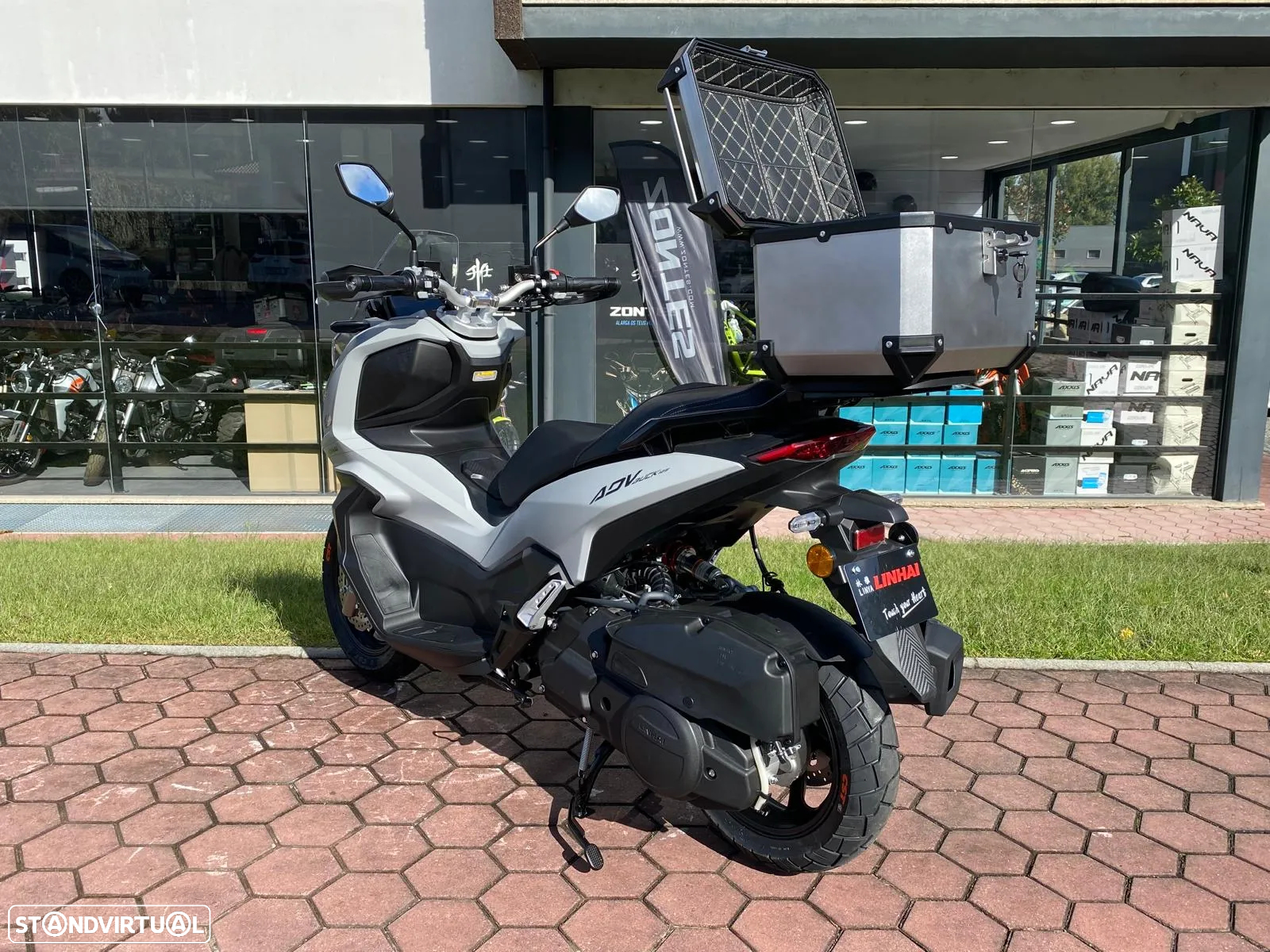 Linhai Buck 125 ADVENTUR/COM TOP CASE - 4