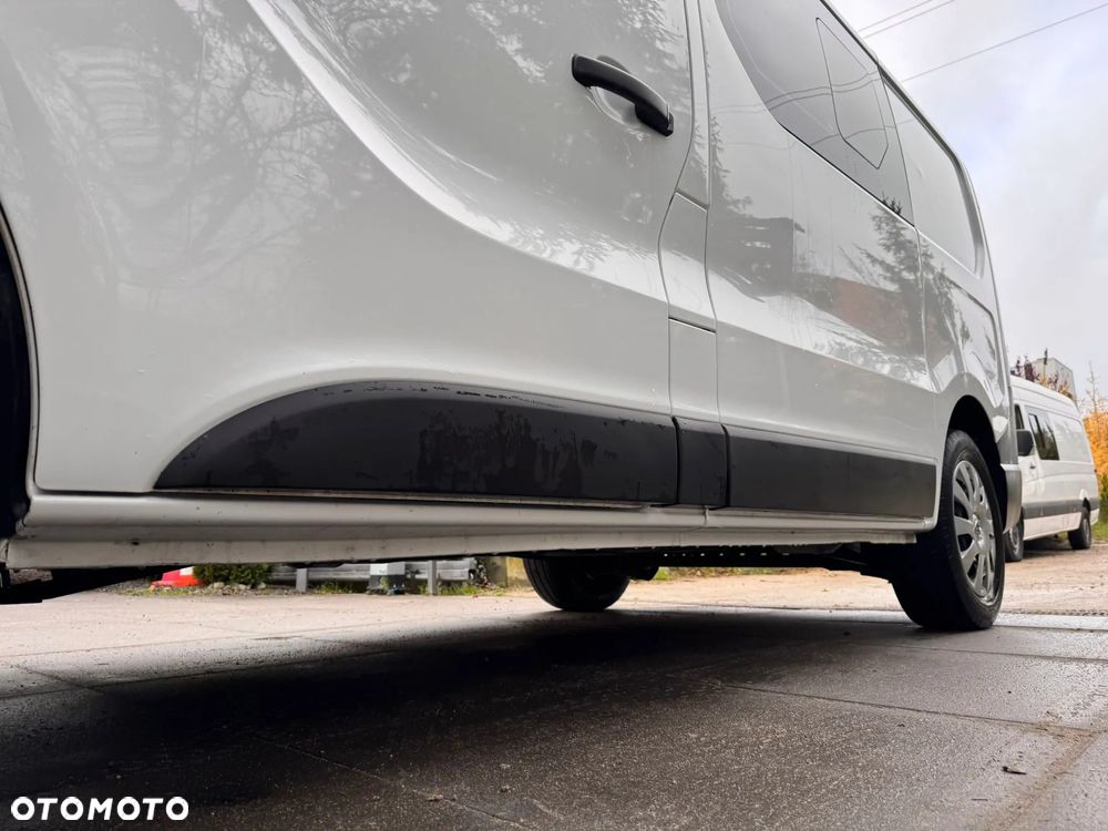 Opel VIVARO BRYGADÓWKA 6 MIEJSC KLIMATYZACJA - 20