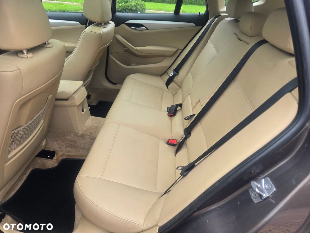 BMW X1 - 23