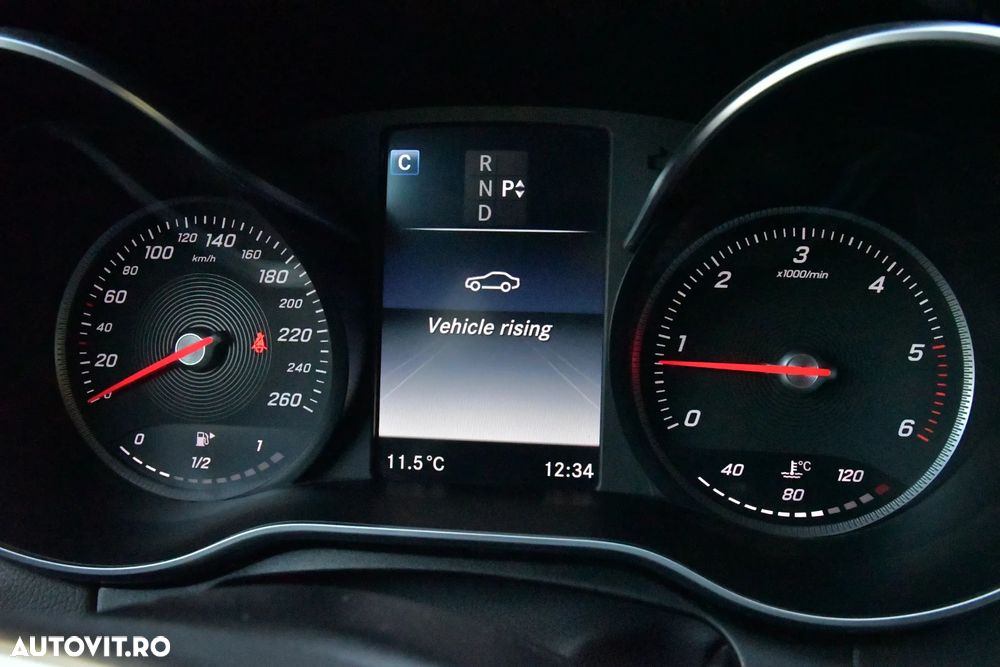 Mercedes-Benz C 220 d 4Matic T 7G-TRONIC AMG Line - 15