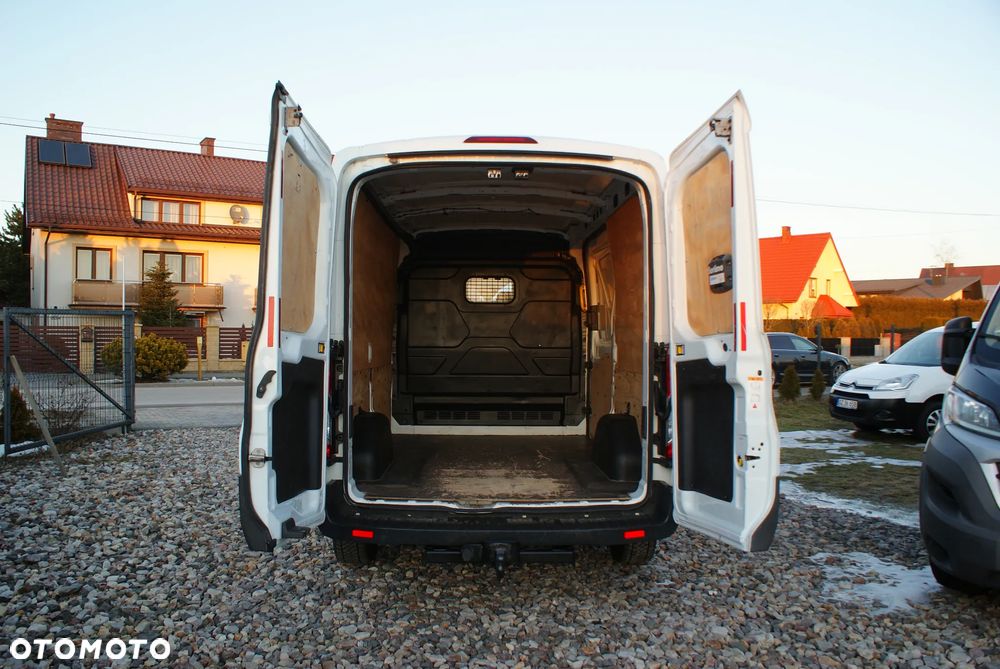 Ford Transit - 8