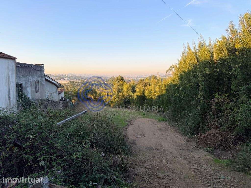Terreno com 4.950 m2 em Pedroso – Vila Nova de Gaia - Grande imagem: 4/7