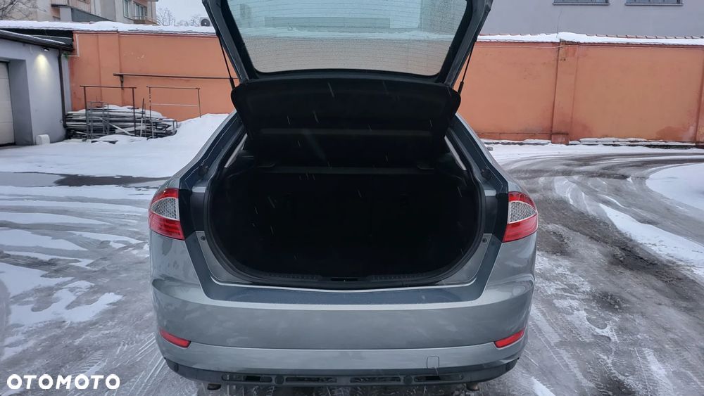 Ford Mondeo 2.5 Black Magic - 16