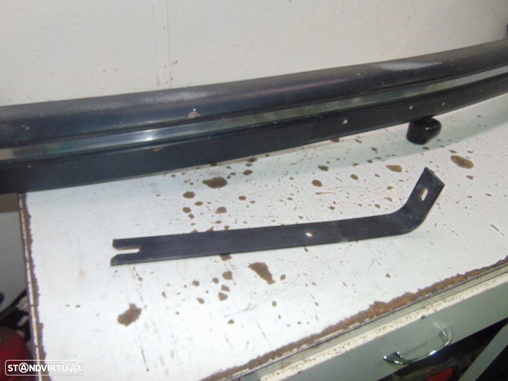 Peugeot 305 para-choques - 3