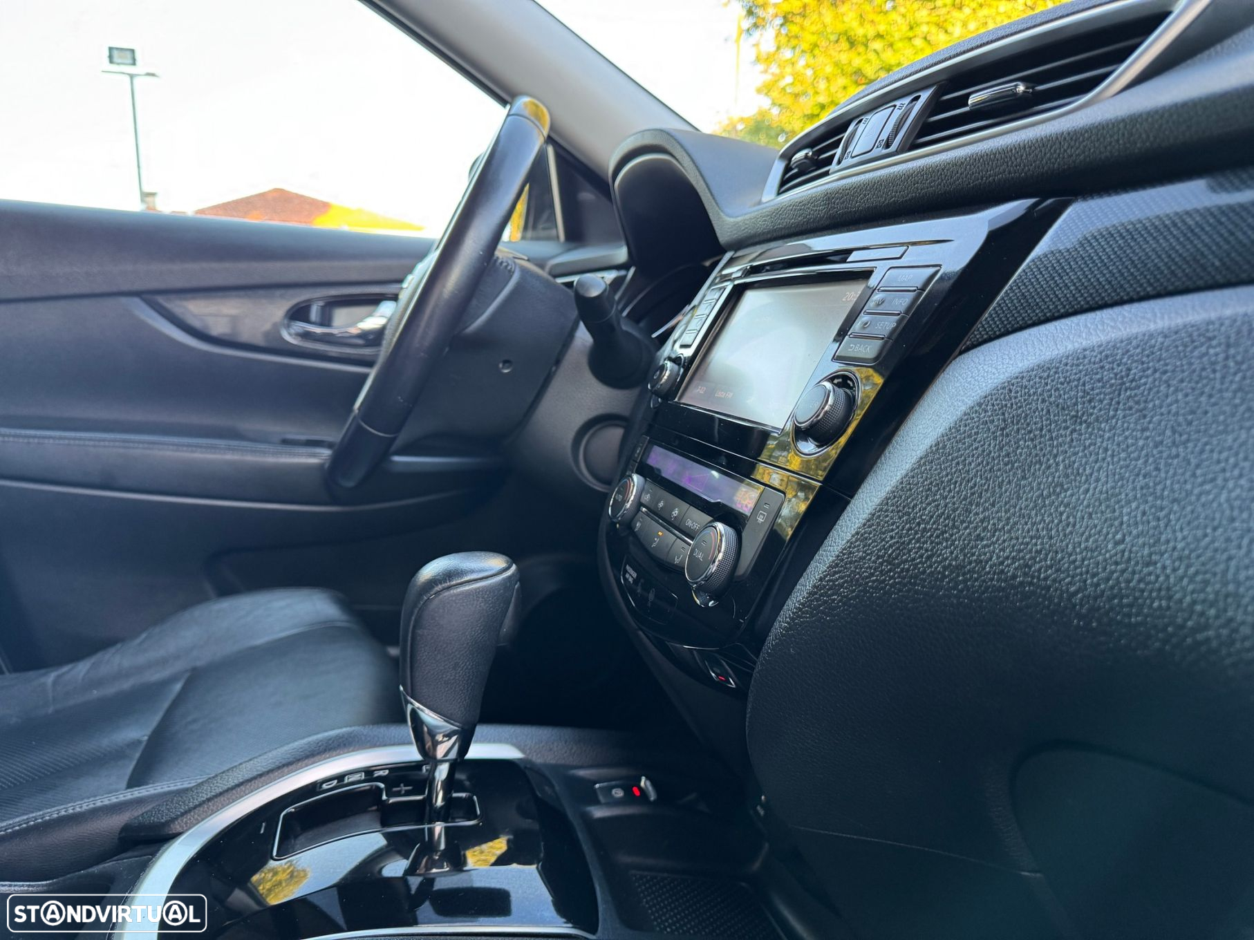 Nissan X-Trail 1.6 dCi Tekna Xtronic - 40