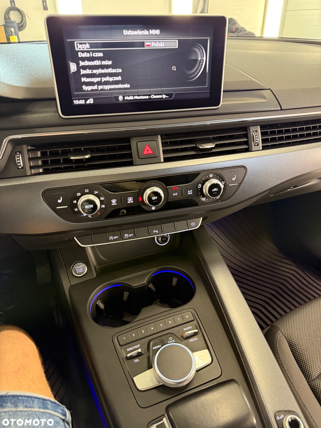 Audi A4 - 24