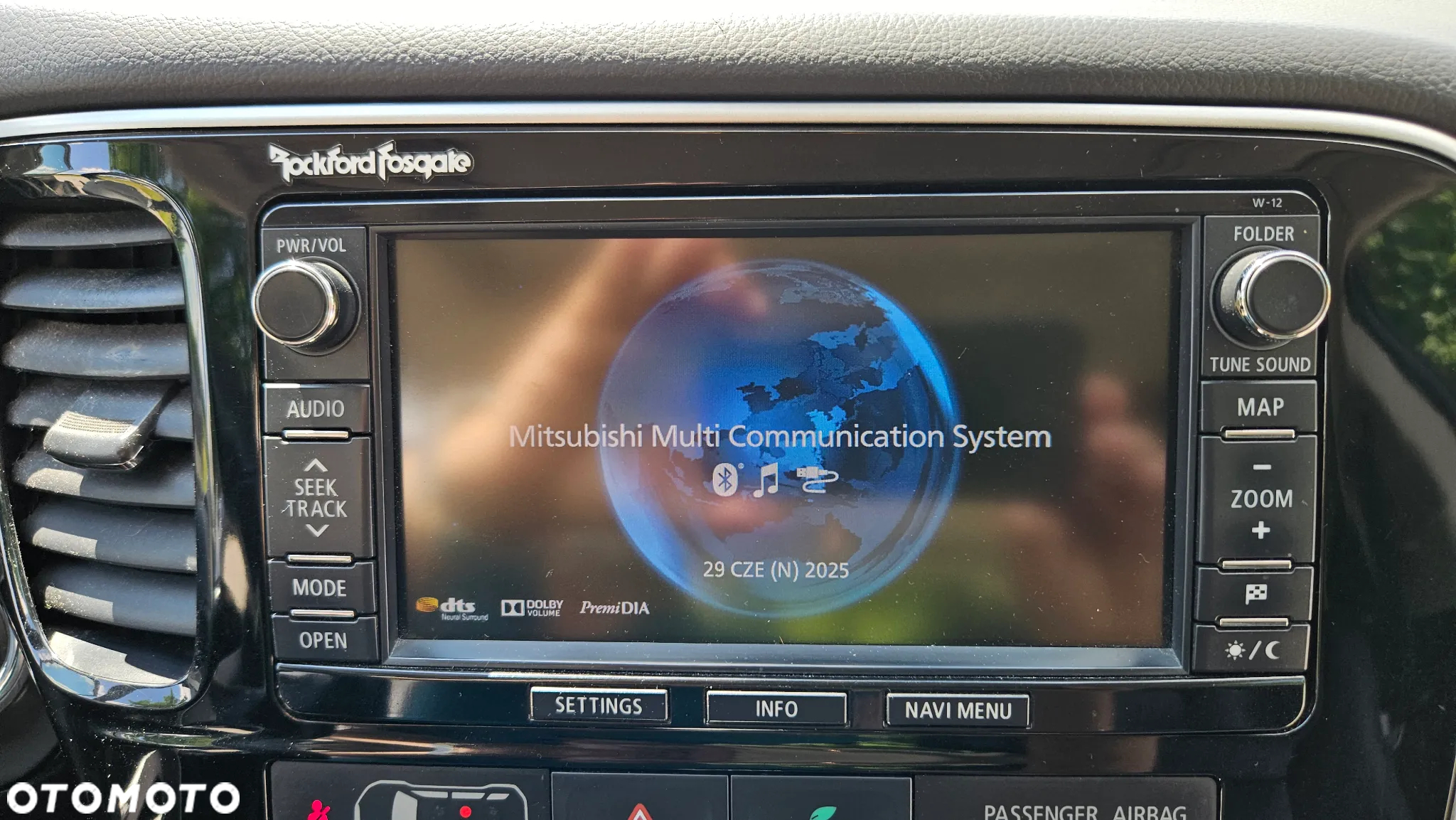 Mitsubishi Outlander - 18