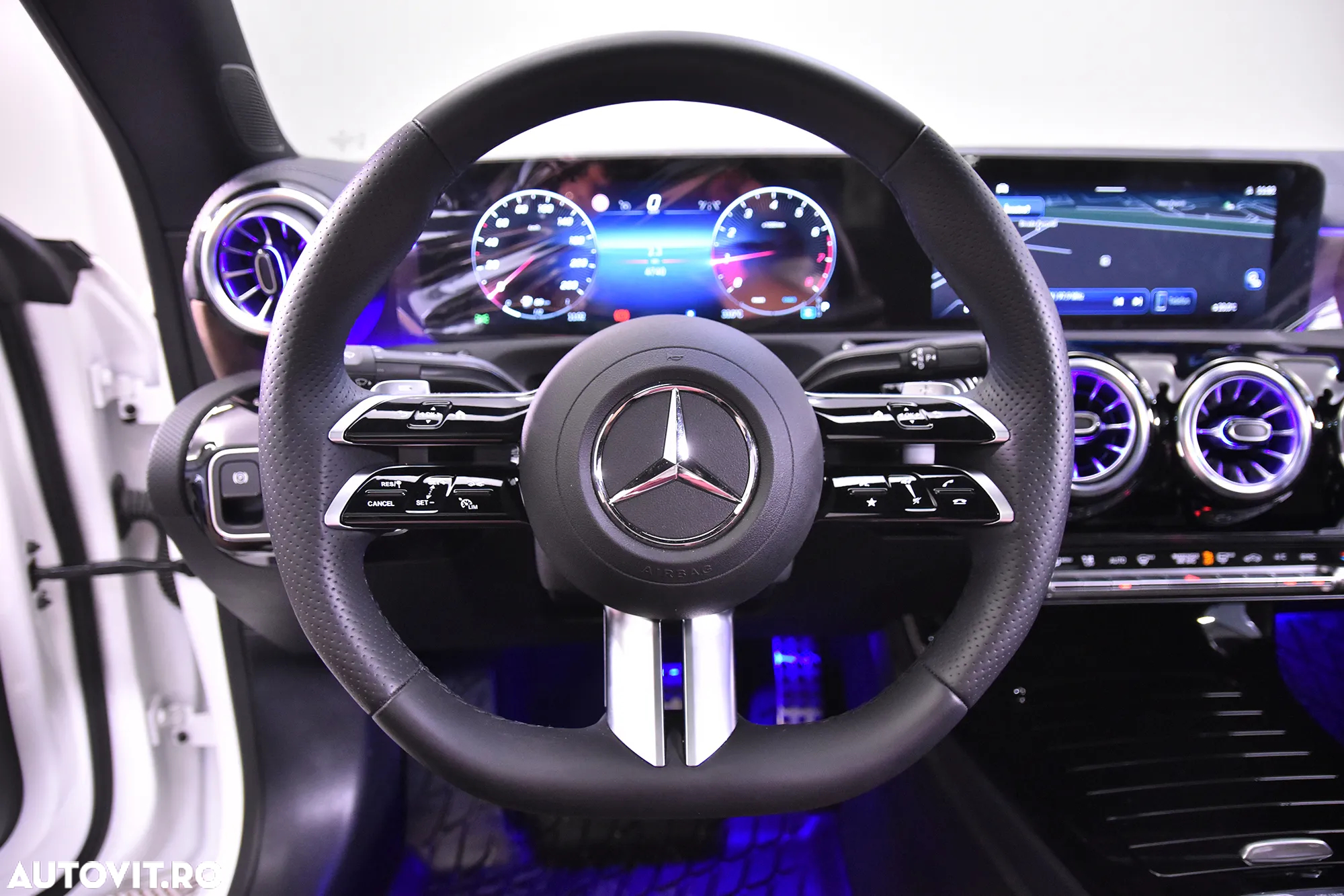 Mercedes-Benz CLA 200 7G-DCT Edition AMG Line - 16