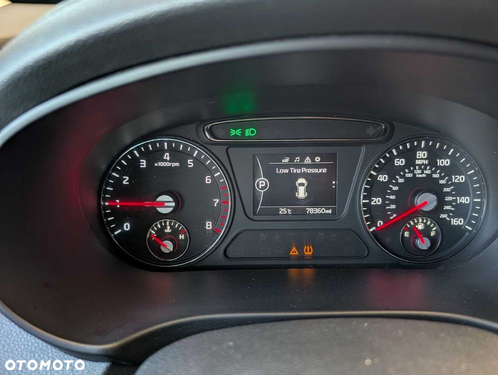 Kia Sorento - 8