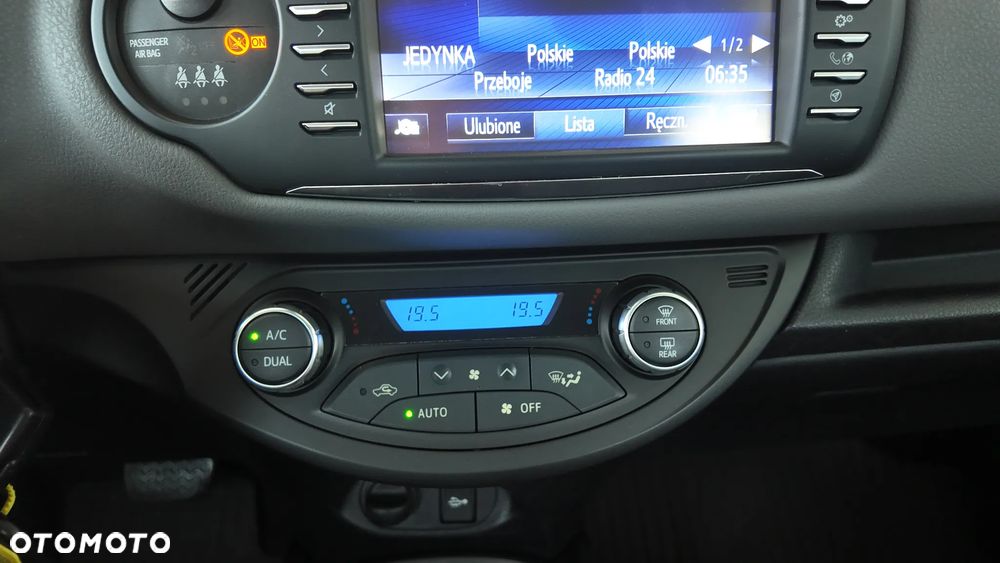 Toyota Yaris 1.5 VVT-i Style Selection - 24