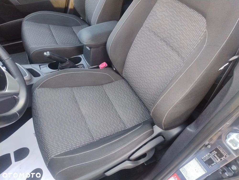 Toyota Auris - 25
