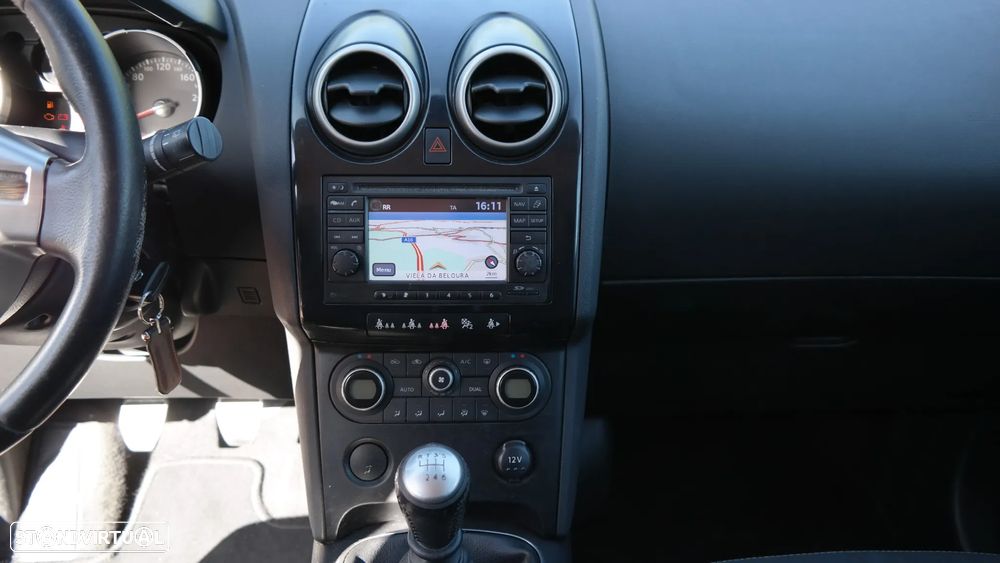 Nissan Qashqai 1.5 dCi Tekna Premium 18 - 13