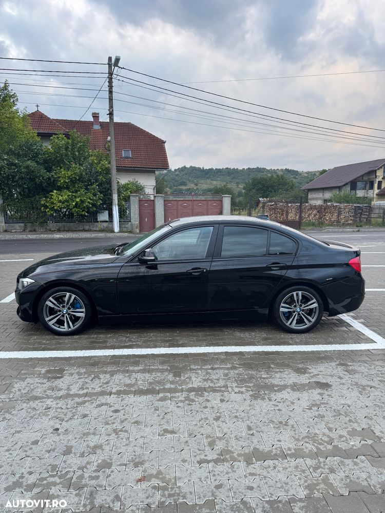 BMW Seria 3 ver-320d-at-mhev - 5