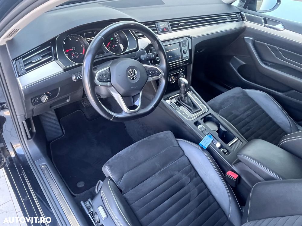 Volkswagen Passat 2.0 TDI DSG Highline - 10