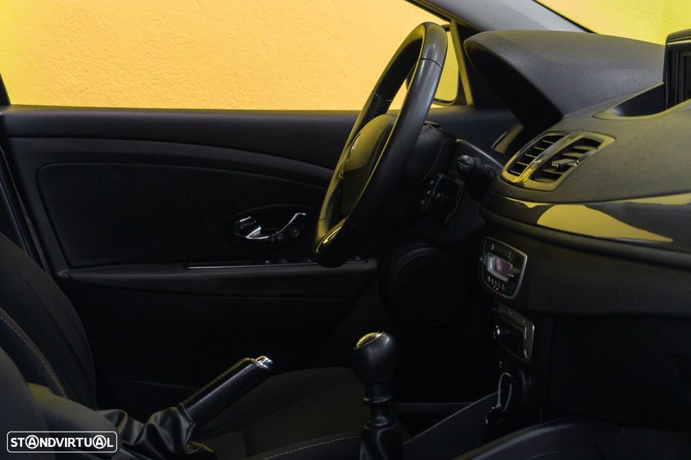 Renault Mégane Sport Tourer 1.5 dCi Limited - 3