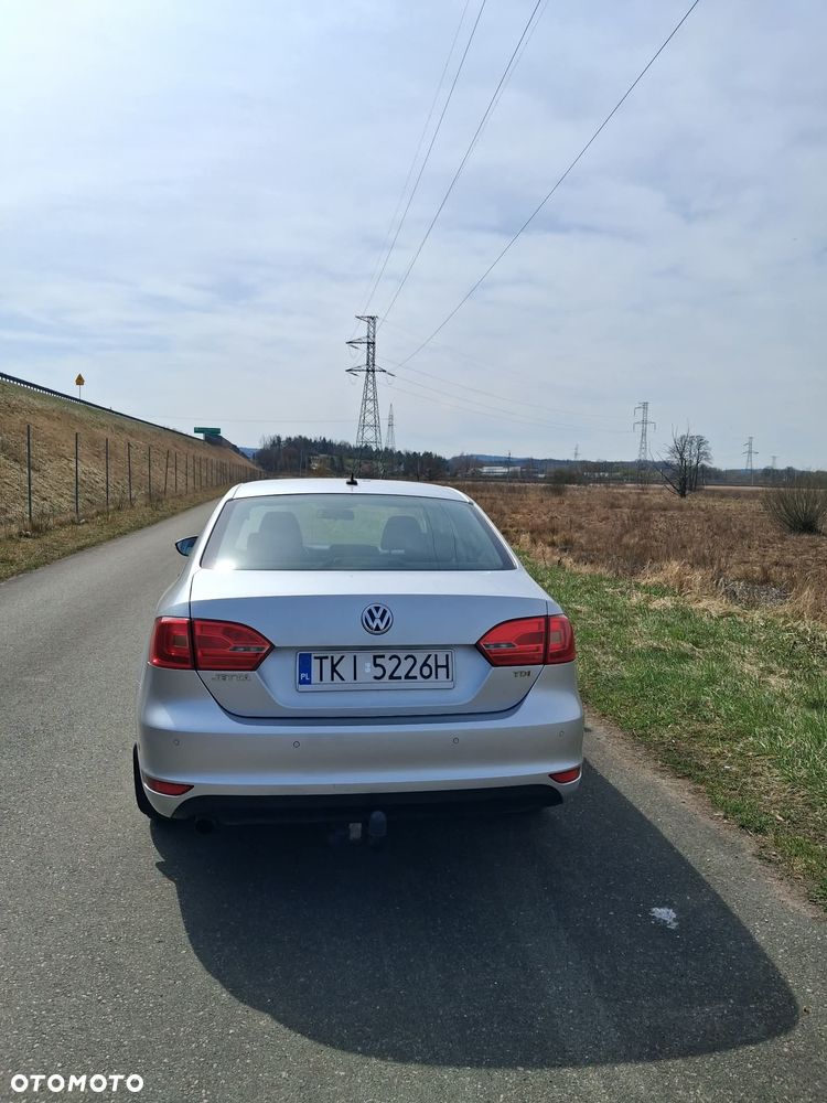 Volkswagen Jetta 1.6 TDI Comfortline Optimum - 6