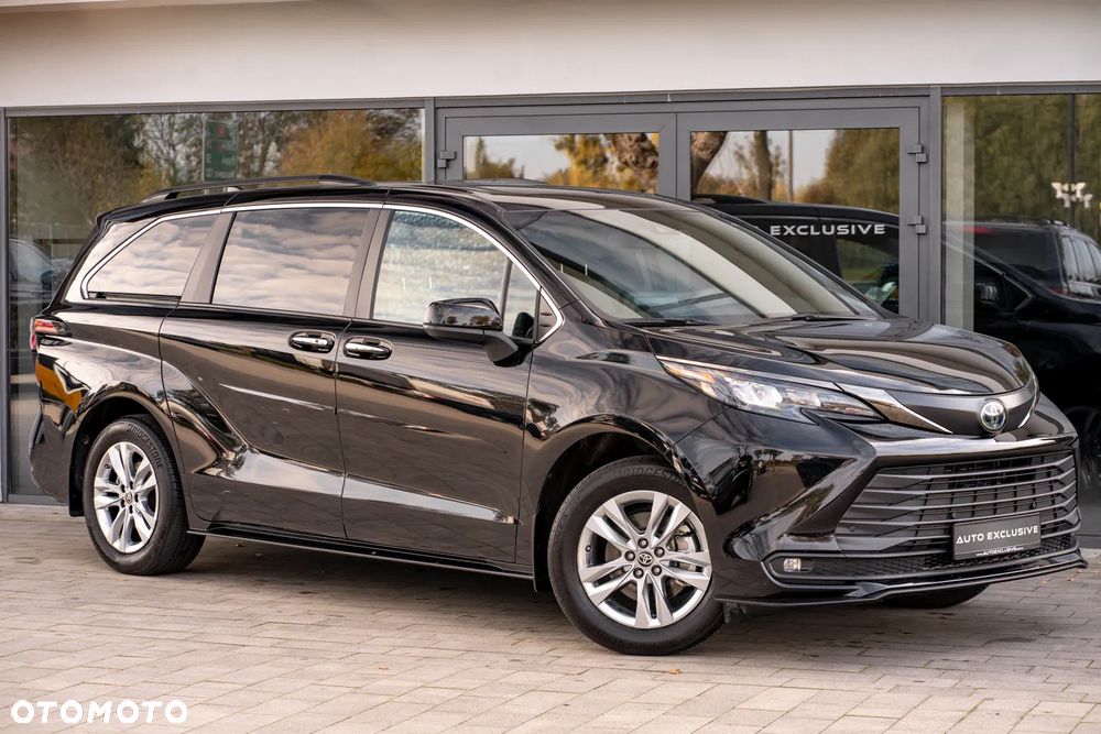 Toyota Sienna - 14