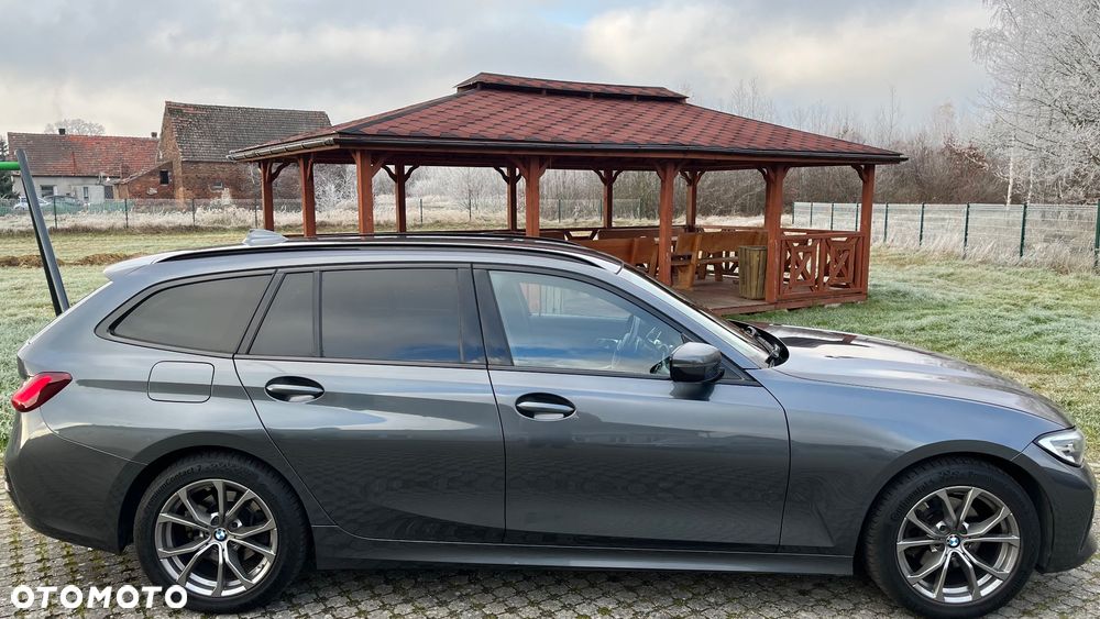 BMW Seria 3 320d Sport Line Sport - 10