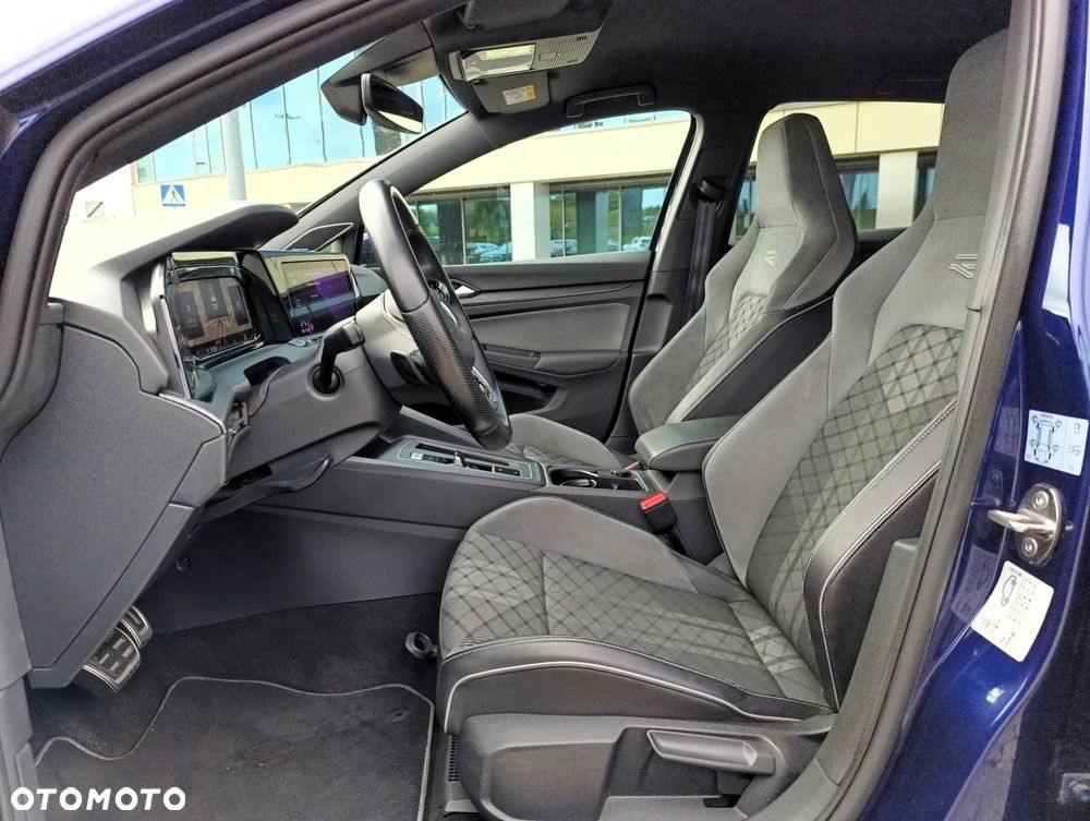 Volkswagen Golf VIII 1.5 eTSI EVO R-Line DSG - 14