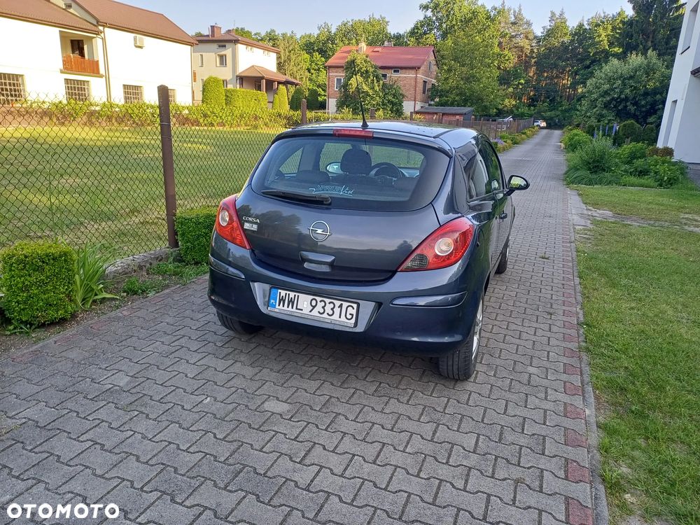 Opel Corsa - 3
