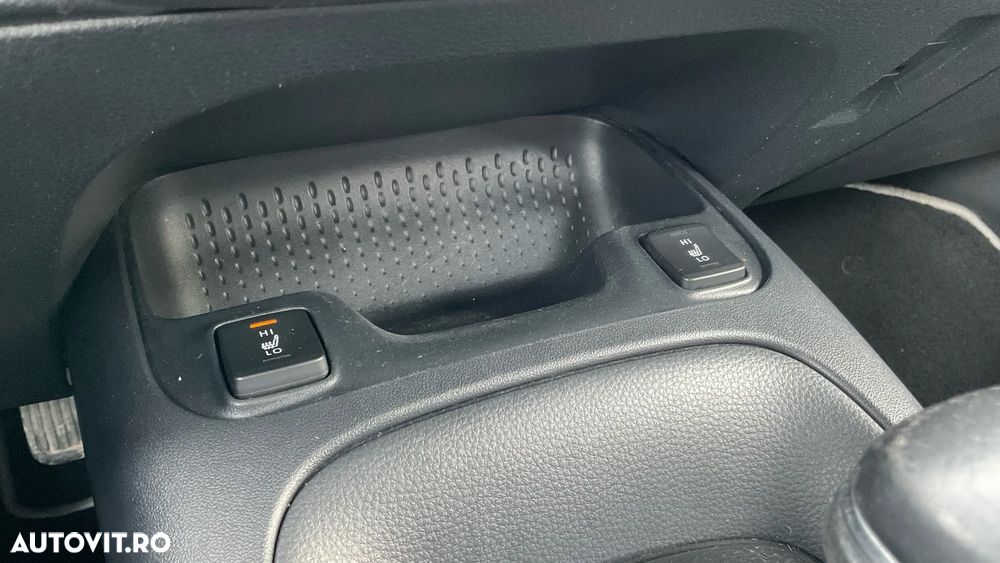 Toyota Corolla 1.8 HSD Dynamic - 30