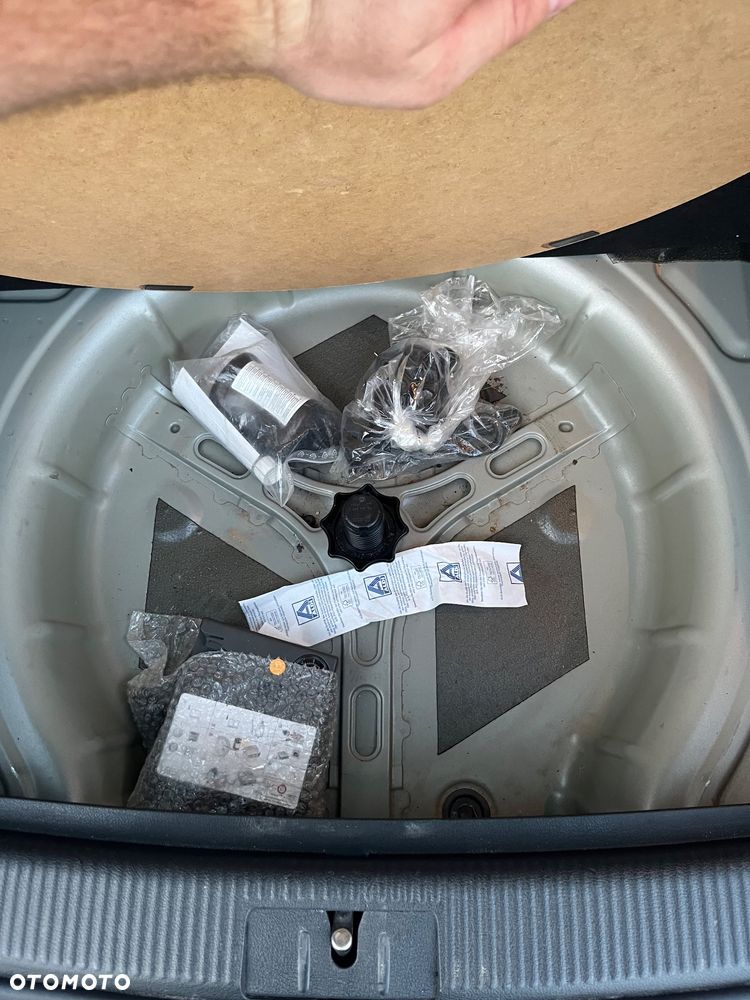 Volkswagen Golf Plus - 10