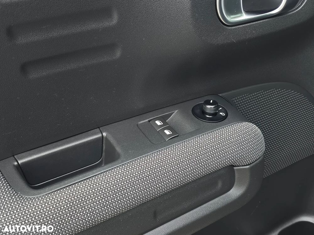 Citroën C3 AIRCROSS 1.2 PureTech S&S BVM Shine - 8