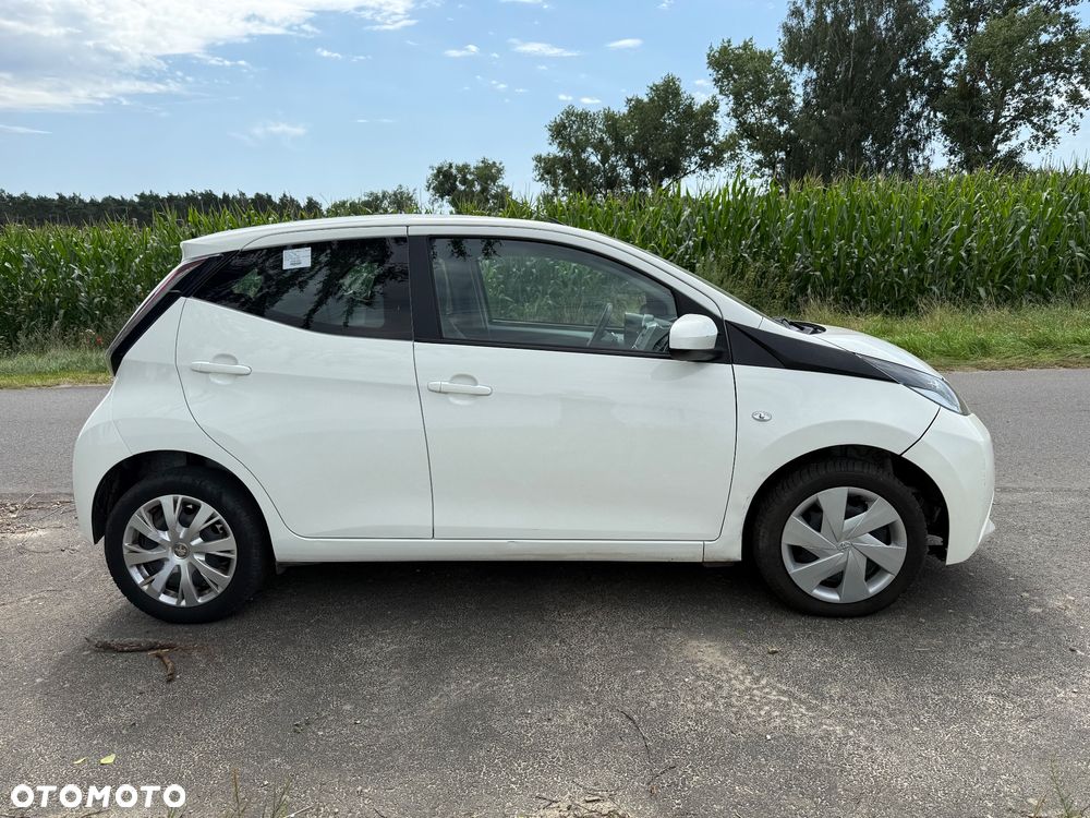 Toyota Aygo 1.0 VVT-i JBL Edition - 29