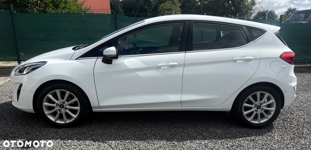 Ford Fiesta 1.0 EcoBoost S&S TITANIUM - 11