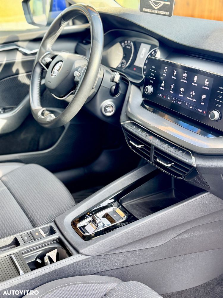 Skoda Octavia 2.0 TDI DSG Ambition - 6