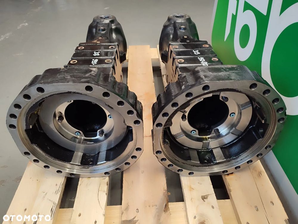 Obudowa osi napędowej 2130603361 JCB 550-80 - 4