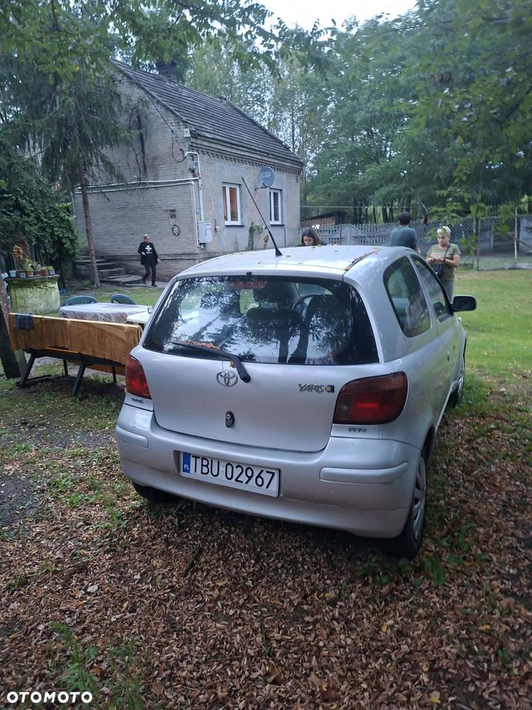 Toyota Yaris - 2