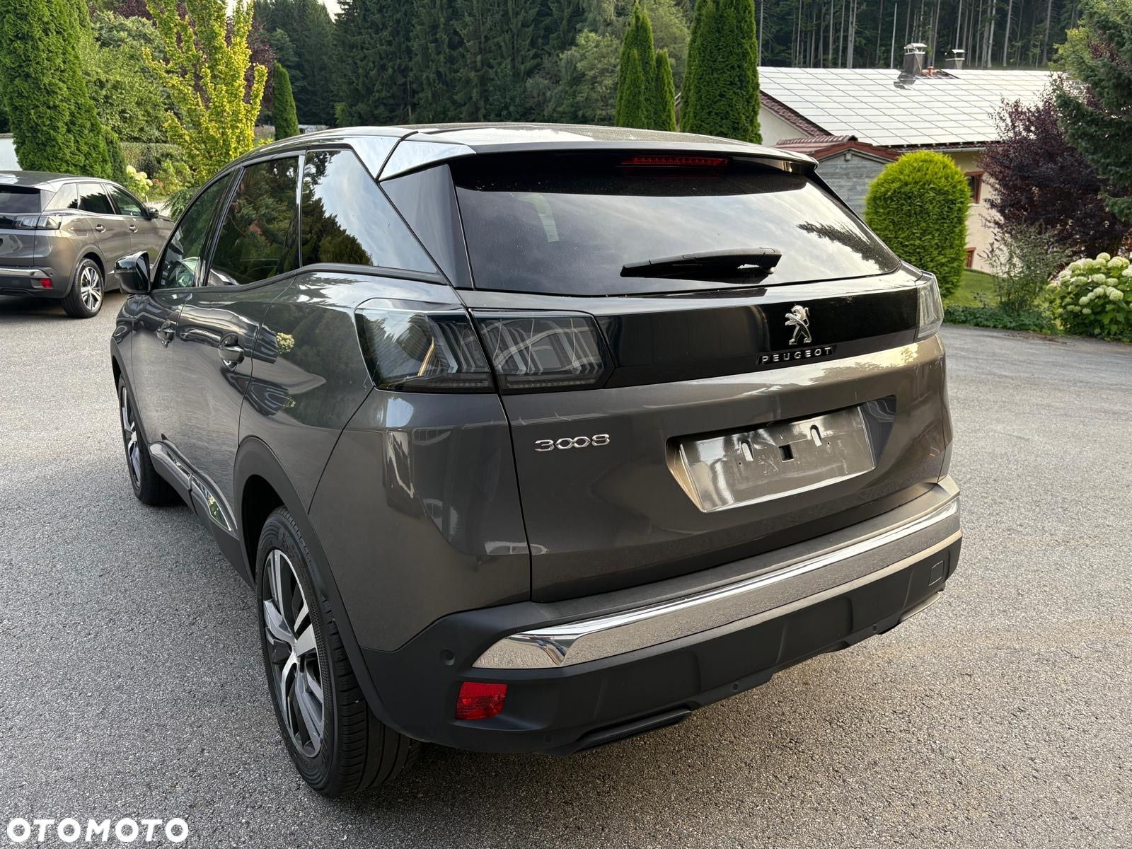 Peugeot 3008 1.2 PureTech Allure S&S - 4