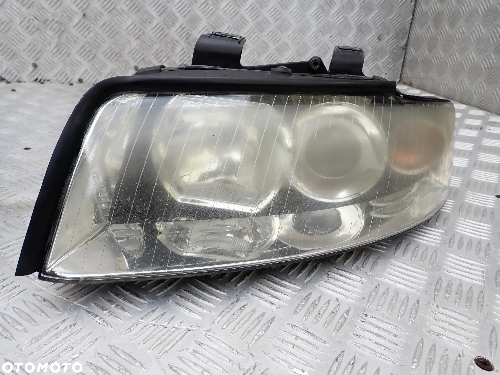 LAMPA LEWY / PRAWY PRZÓD AUDI A4 B6 8E0941004F / 8E0941003F ANGLIK - 10