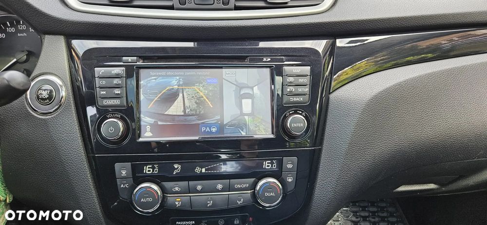 Nissan Qashqai 1.5 dCi Tekna - 11