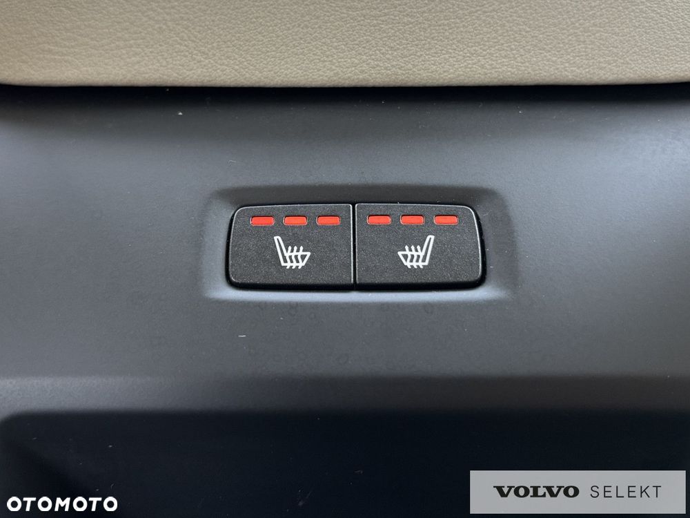 Volvo XC 90 - 12