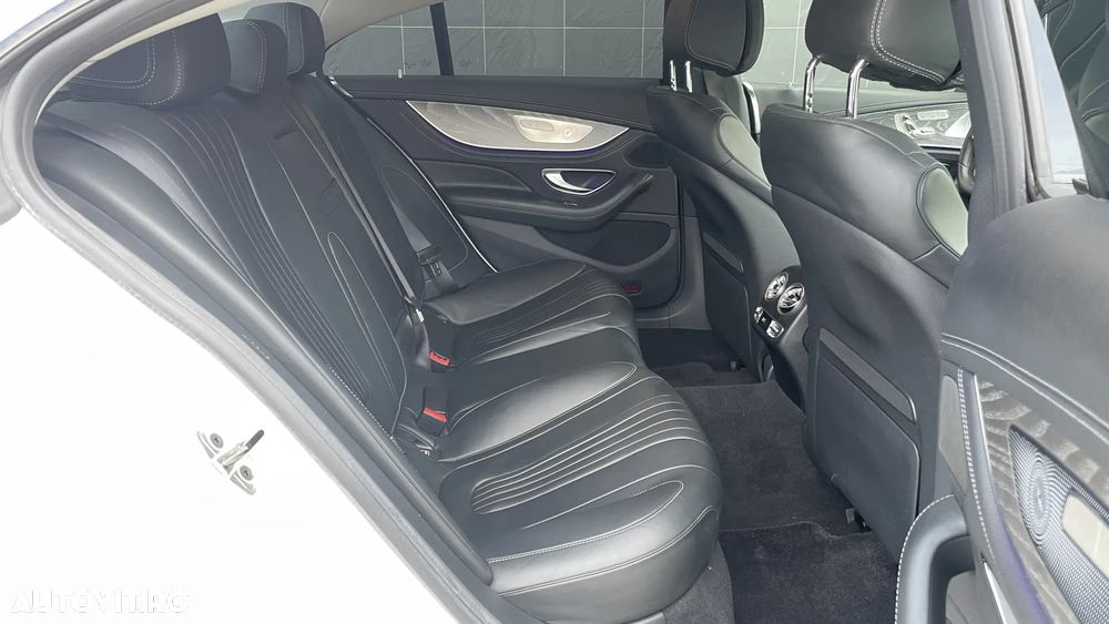 Mercedes-Benz CLS - 19