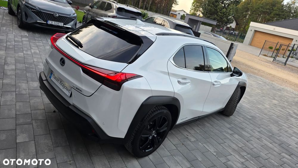 Lexus UX 250h GPF F Impression 2WD - 5