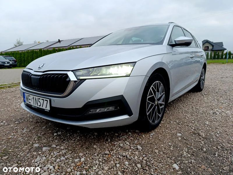 Skoda Octavia 2.0 TDI Ambition DSG - 2